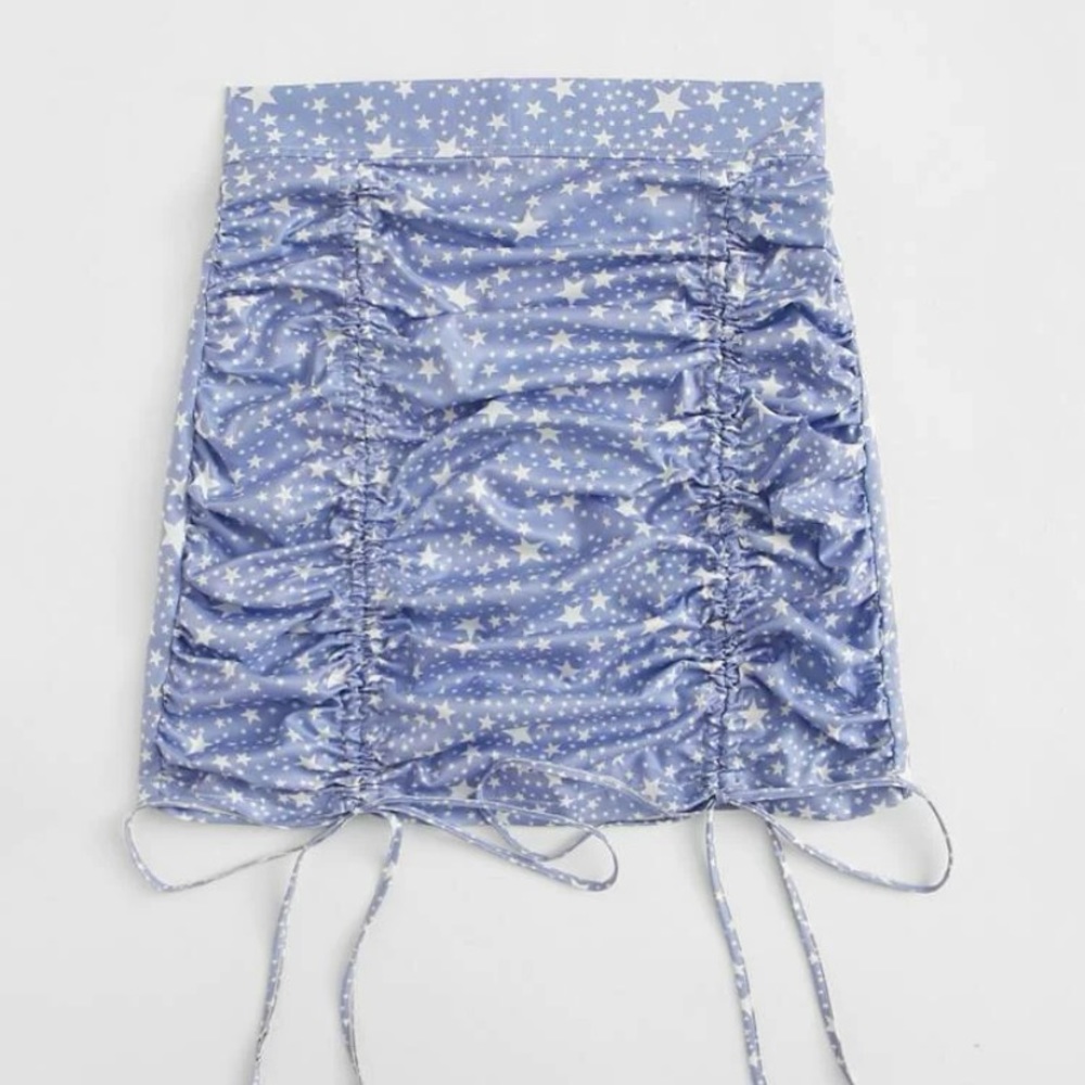 STAR PRINT RUCHED DRAWSTRING MINI SKIRT